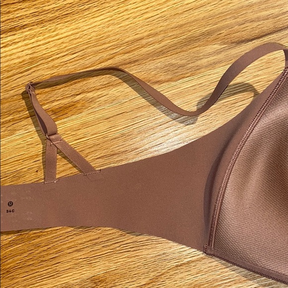 Lululemon Bra - Picture 8 of 9